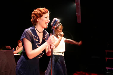Amanda Johnson as Evita & Roslyn Ward as young Eva